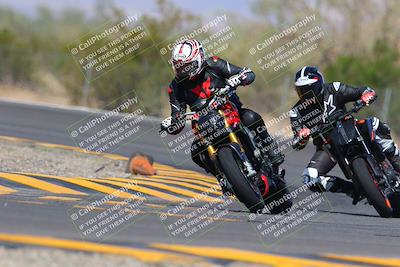 media/Oct-03-2022-Moto Forza (Mon) [[5f077a3730]]/Intermediate Group/Session 3 (Turn 3)/